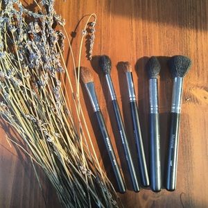 AUTHENTIC MORPHE BRUSHES